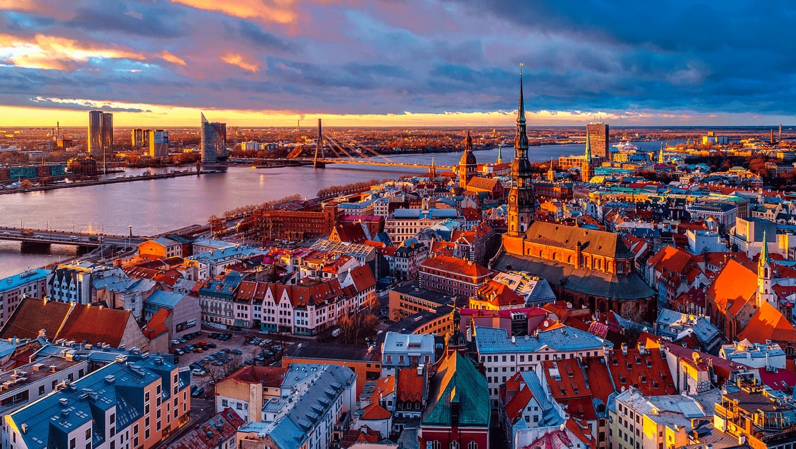 Guests at the Radiodays Europe welcome party in Riga